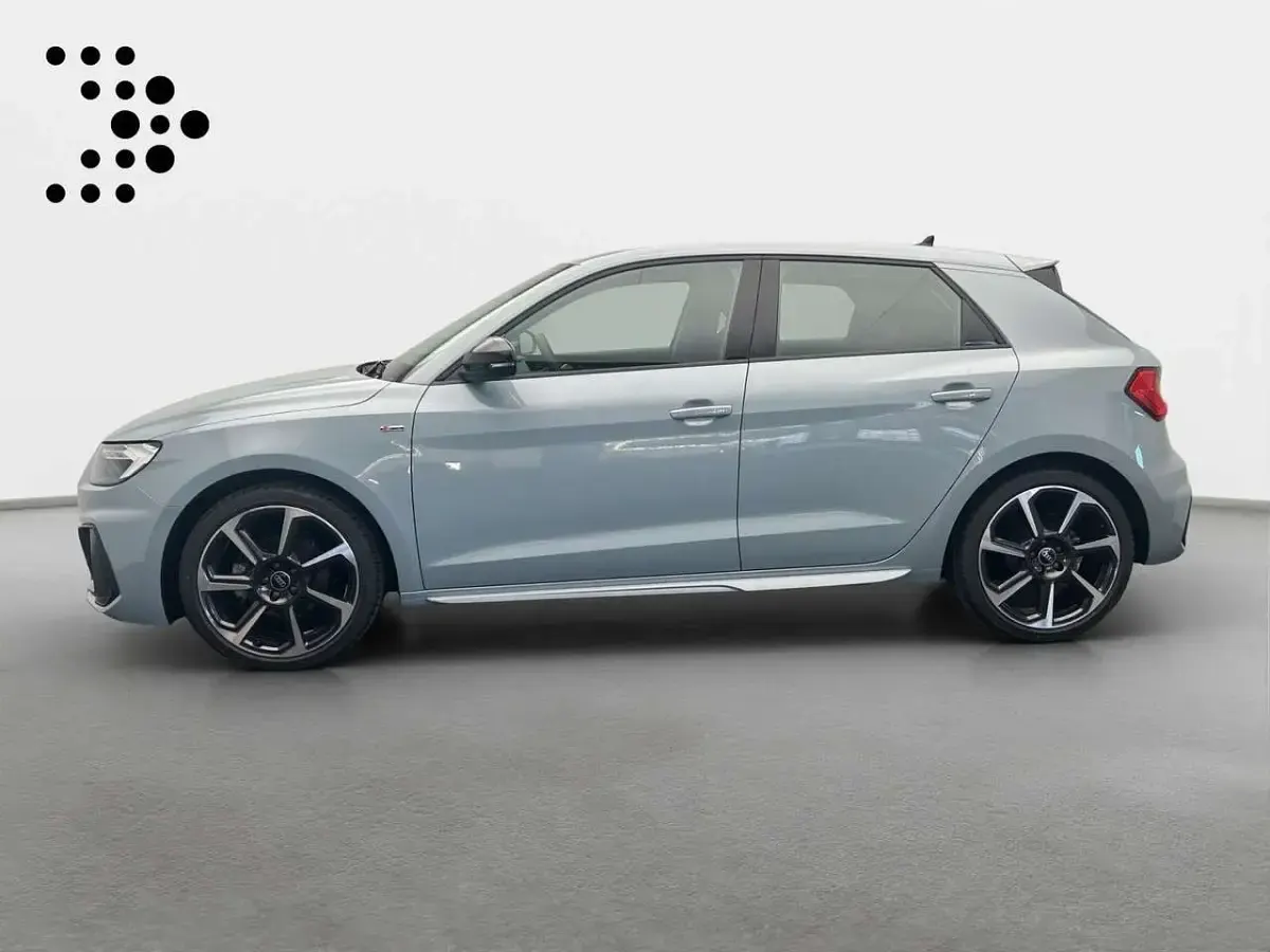 Gebraucht Audi A1 S-Line 116 PS (85 kW) 2025 Pfeilgrau perleffekt/mythossch SUV