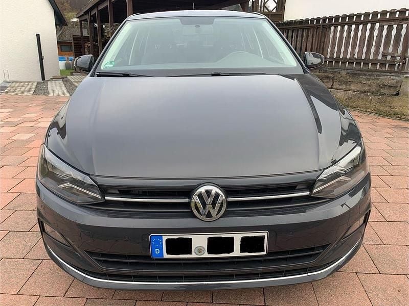 Gebraucht VW Polo Highline 95 PS (69 kW) 2018 Grau Kleinwagen