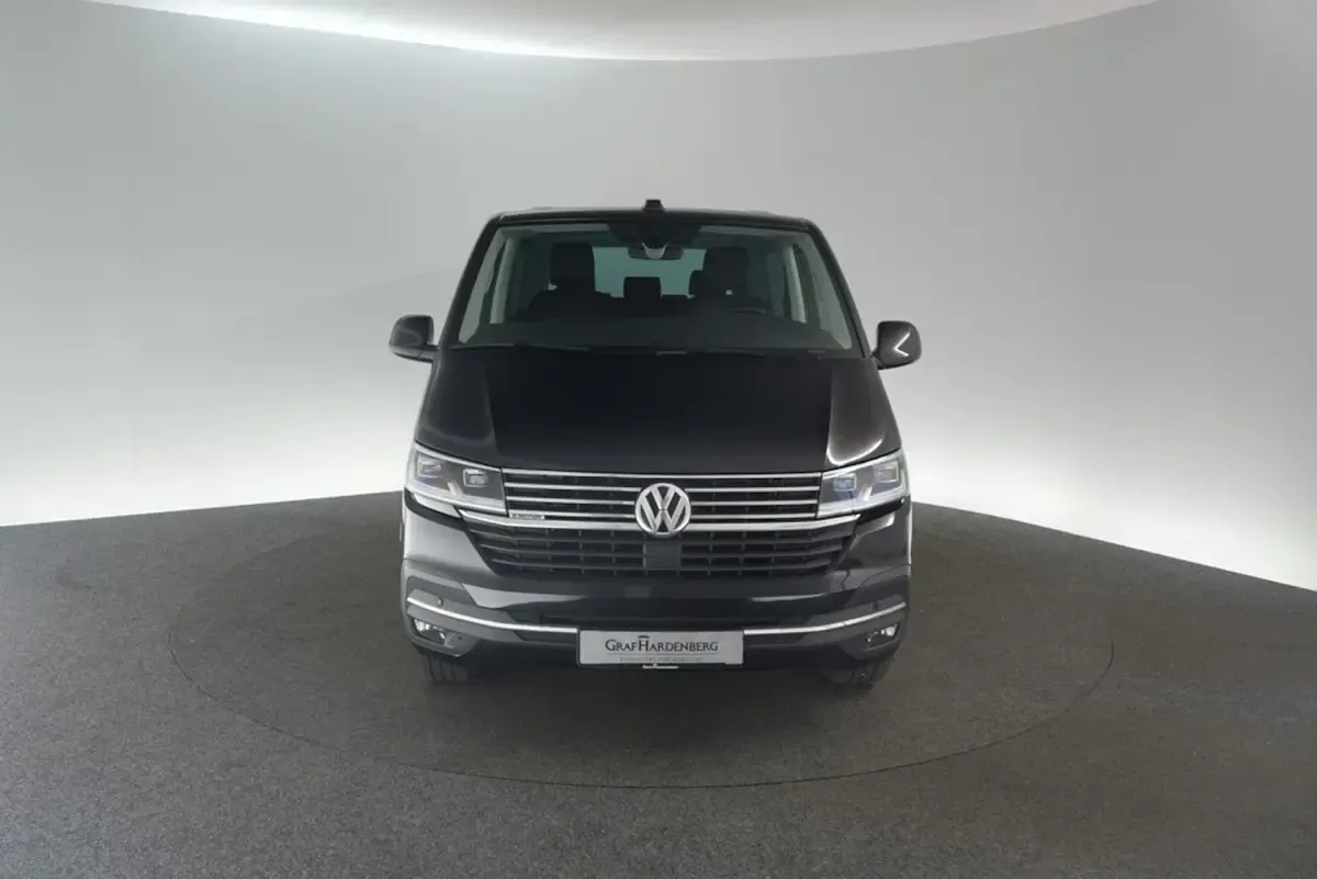 Gebraucht VW Multivan Generation Six 204 PS (150 kW) 2022 Schwarz Van / Kleinbus