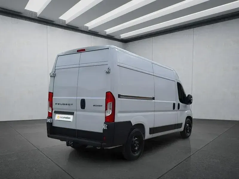 Neu Peugeot Boxer 140 PS (102 kW) 2026 Weiß Van