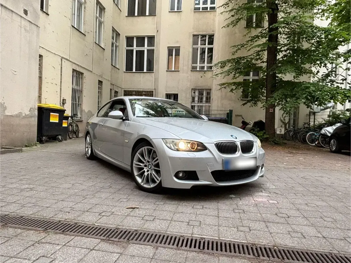 Gebraucht BMW 325 M Sport 218 PS (160 kW) 2007 Silber Coupé