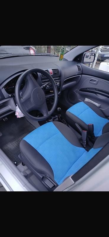 Gebraucht Kia Picanto 50 PS (36 kW) 2007 Silber Kleinwagen