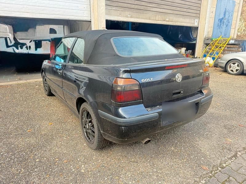 Gebraucht VW Golf Cabriolet 101 PS (74 kW) 1998 Blau Cabrio