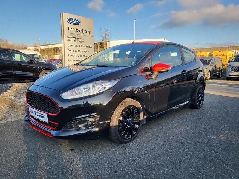 Schwarz Gebraucht 2016 Ford Fiesta ST-Line Limousine | 10.490 € (Teuer) - Bild 1/4