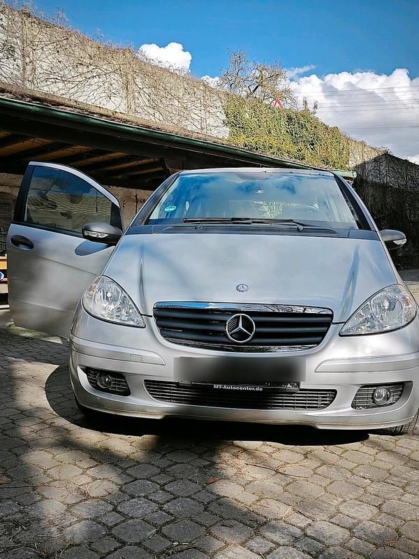 Gebraucht Mercedes A180 110 PS (80 kW) 2008 Silber Kleinwagen