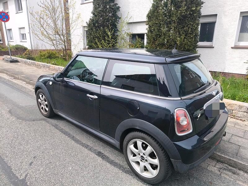 Gebraucht Mini Cooper 120 PS (88 kW) 2008 Schwarz Kleinwagen