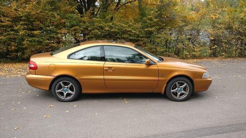 Orange Gebraucht 1998 Volvo C70 Coupé | 3.700 € - Bild 1/4