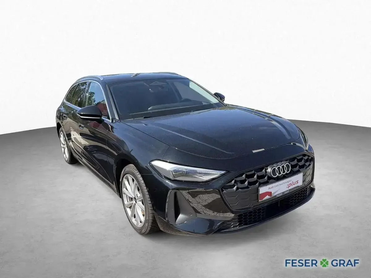 Gebraucht Audi A5 Sport 150 PS (110 kW) 2025 Mythosschwarz metallic Kombi
