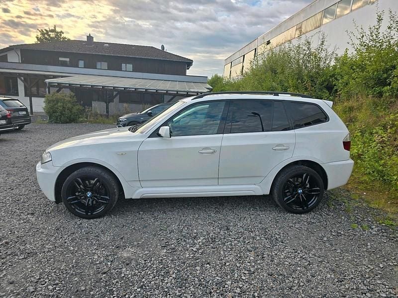 Weiß Gebraucht 2010 BMW X3 SUV | 6.900 € (Guter Preis) - Bild 1/4