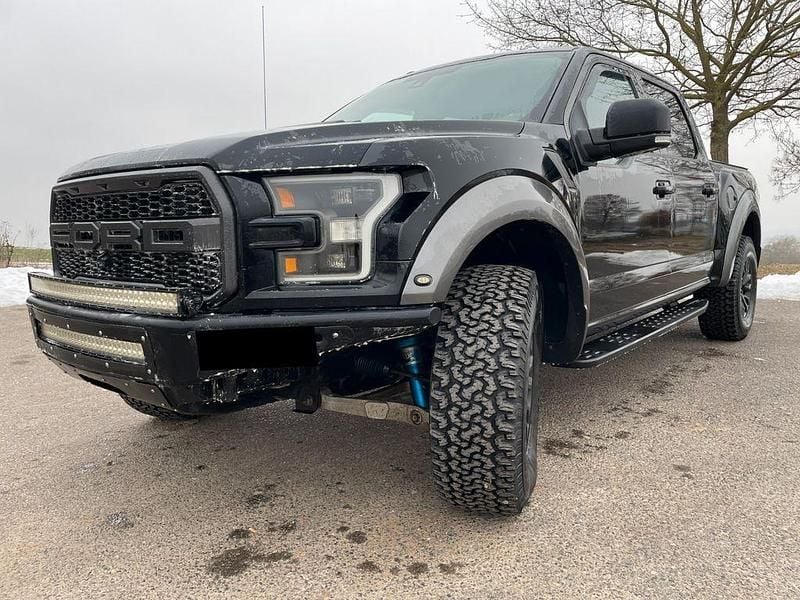 Schwarz Gebraucht 2017 Ford F-150 Performance Edition Abholung | 39.780 € (Superpreis) - Bild 1/4