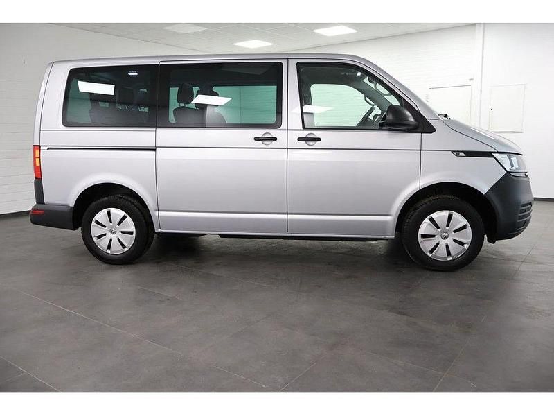 Gebraucht VW Transporter 150 PS (110 kW) 2024 Silber Van