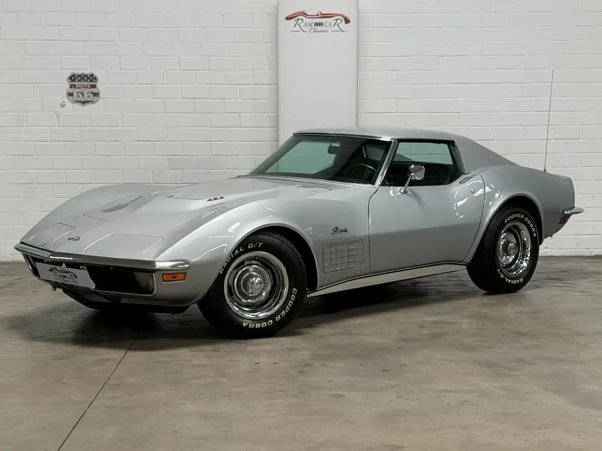 Gebraucht Chevrolet Corvette Stingray 364 PS (267 kW) 1971 Silber Coupé