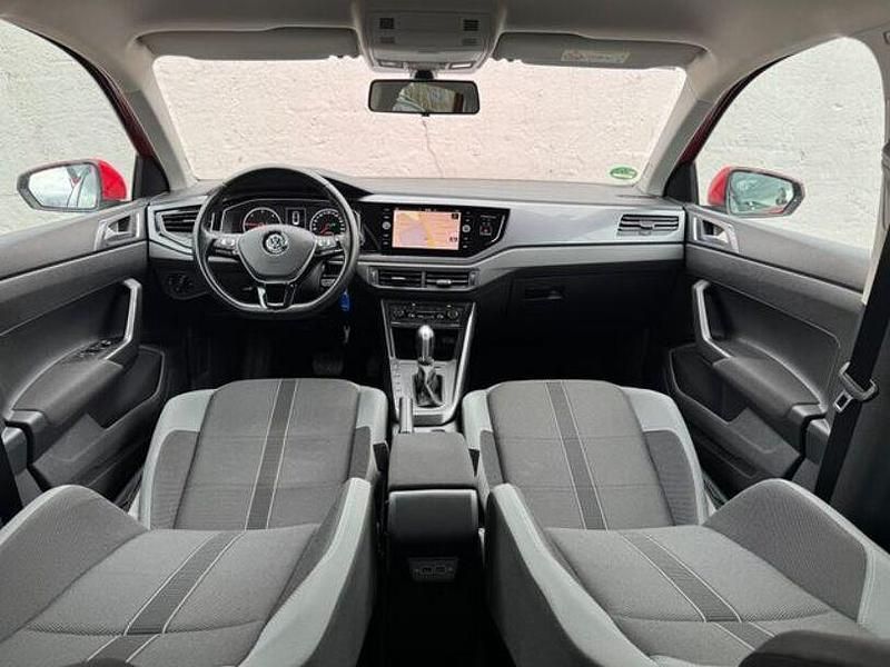 Gebraucht VW Polo Highline 95 PS (69 kW) 2018 Flashrot Kleinwagen