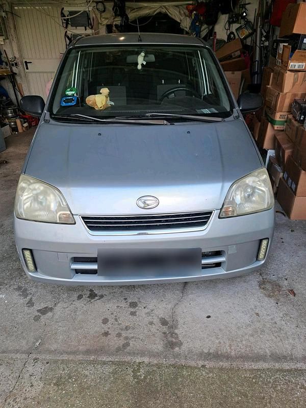 Gebraucht Daihatsu Cuore 58 PS (42 kW) 2004 Grau Kleinwagen