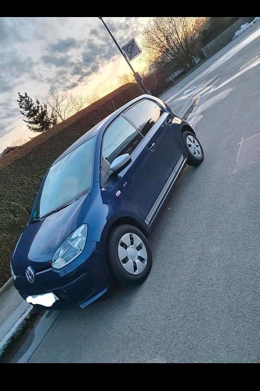 Usata VW up! 60 CV (44 kW) 2015 Blu Utilitaria