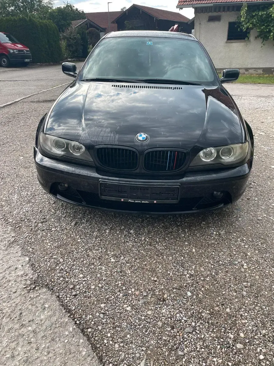 Gebraucht BMW 318 143 PS (105 kW) 2004 Schwarz Coupé