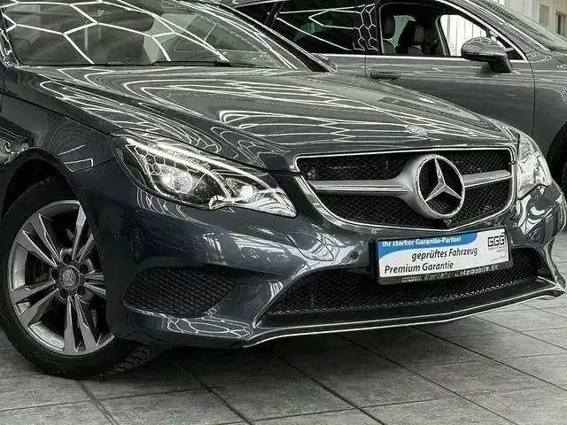 Gebraucht Mercedes E320 272 PS (200 kW) 2016 Tenoritgrau  metalliclack Cabrio