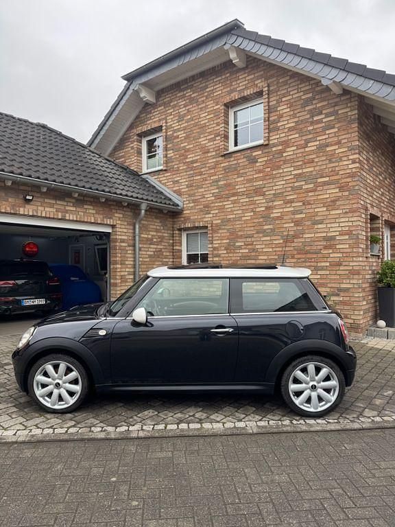 Schwarz Gebraucht 2009 Mini Cooper Kleinwagen | 4.250 € (Fairer Preis) - Bild 1/4