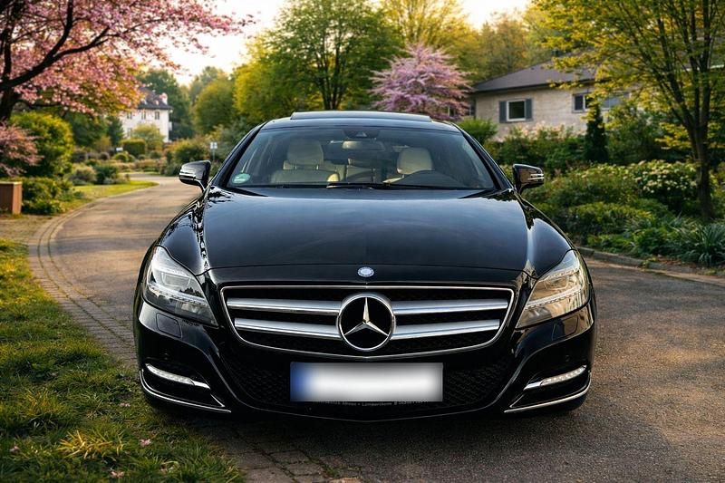 Gebraucht Mercedes CLS250 204 PS (150 kW) 2014 Schwarz Kombi