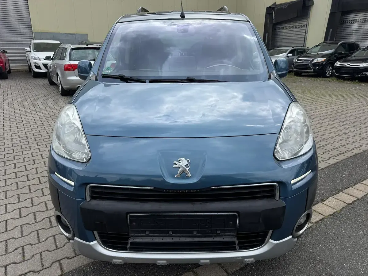 Gebraucht Peugeot Partner 120 PS (88 kW) 2014 Blau Van / Kleinbus
