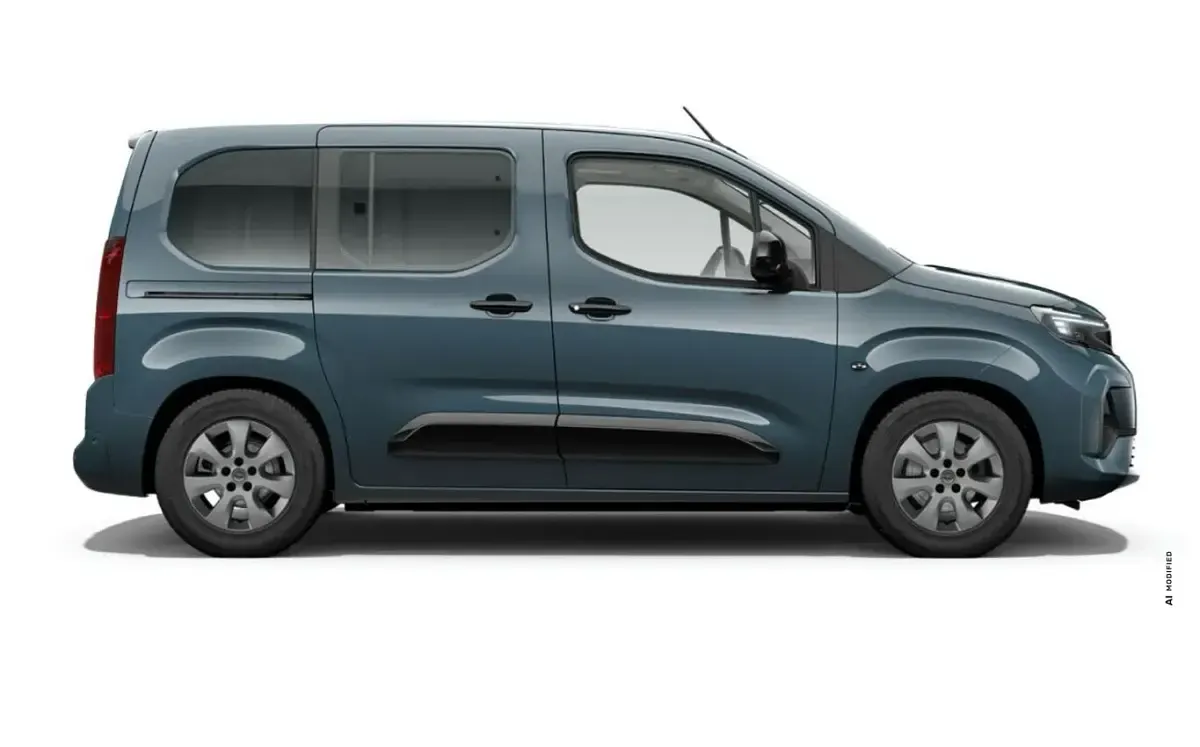 Neu Opel Combo 131 PS (96 kW) 2026 Schwarz metallic Van / Kleinbus