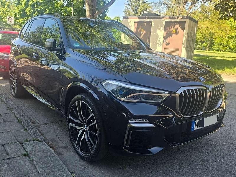 Schwarz Gebraucht 2019 BMW X5 M Sport SUV | 59.950 € (Etwas zu teuer) - Bild 1/4