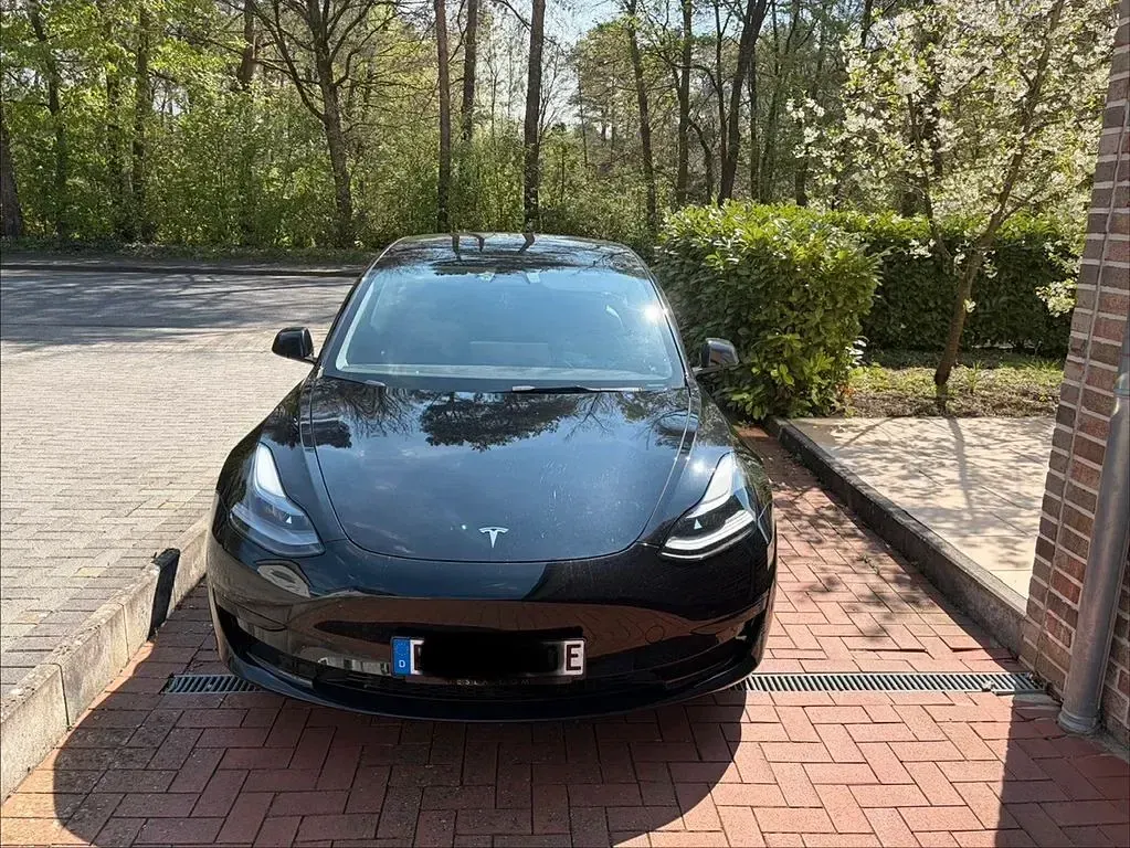 Gebraucht Tesla Model 3 208 kW (283 PS) 2022 Schwarz Limousine