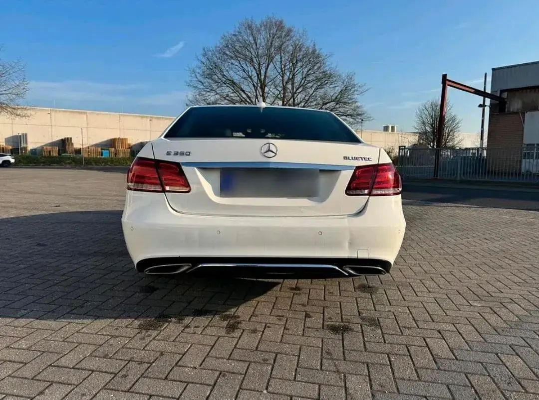 Gebraucht Mercedes E350 258 PS (189 kW) 2014 Weiß Limousine