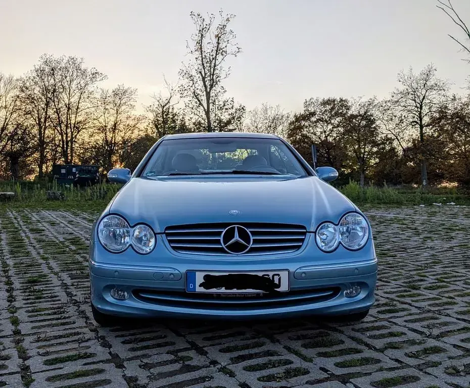 Gebraucht Mercedes CLK240 Elegance 170 PS (125 kW) 2002 Blau Coupé