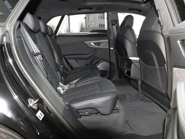 Gebraucht Audi RS Q8 Performance 640 PS (470 kW) 2025 Mythosschwarz metallic SUV
