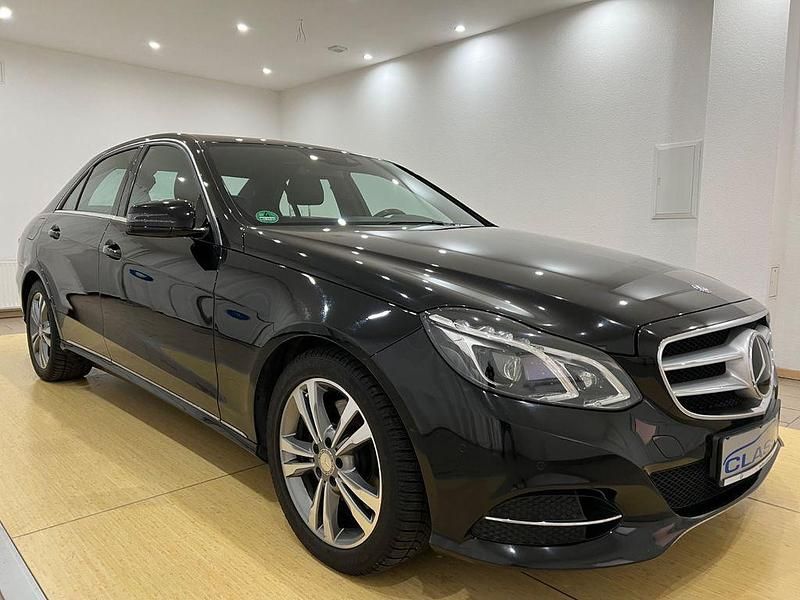 Gebraucht Mercedes E350 Avantgarde 258 PS (189 kW) 2015 Schwarz Limousine