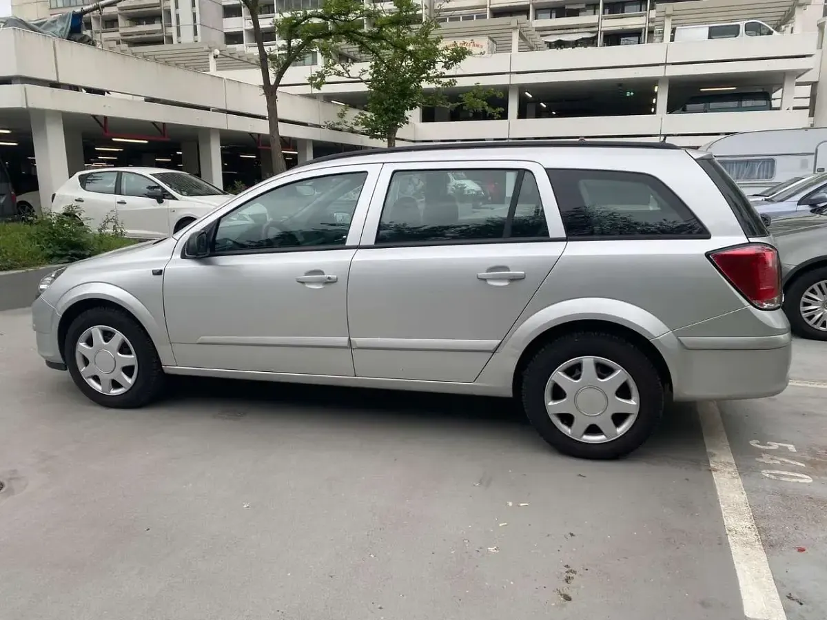 Gebraucht Opel Astra 125 PS (91 kW) 2005 Grau Kombi