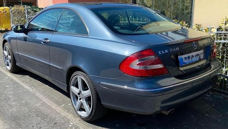 Gebraucht Mercedes CLK240 170 PS (125 kW) 2002 Coupé