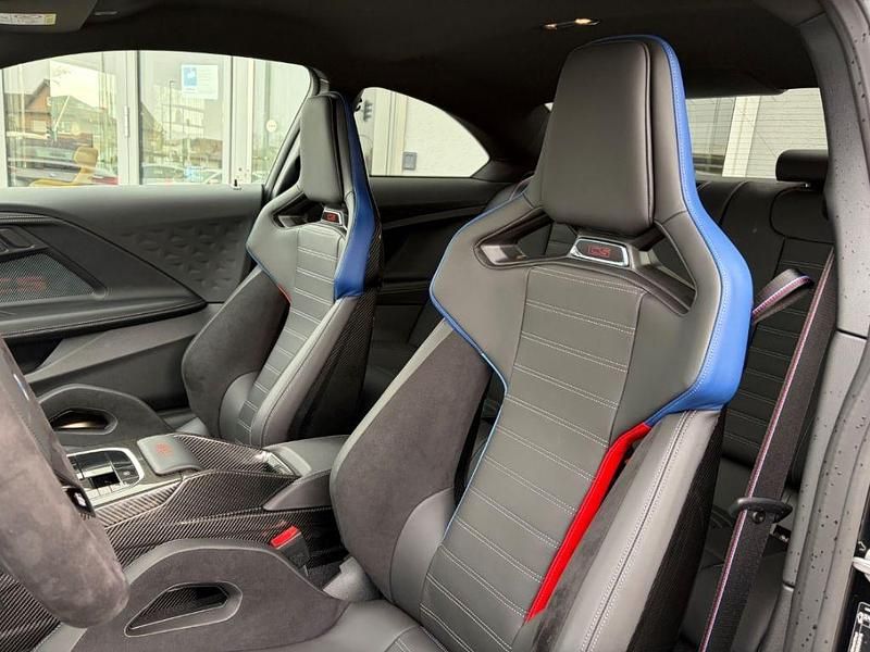 Neu BMW M2 Performance 530 PS (389 kW) 2026 Schwarz Coupé