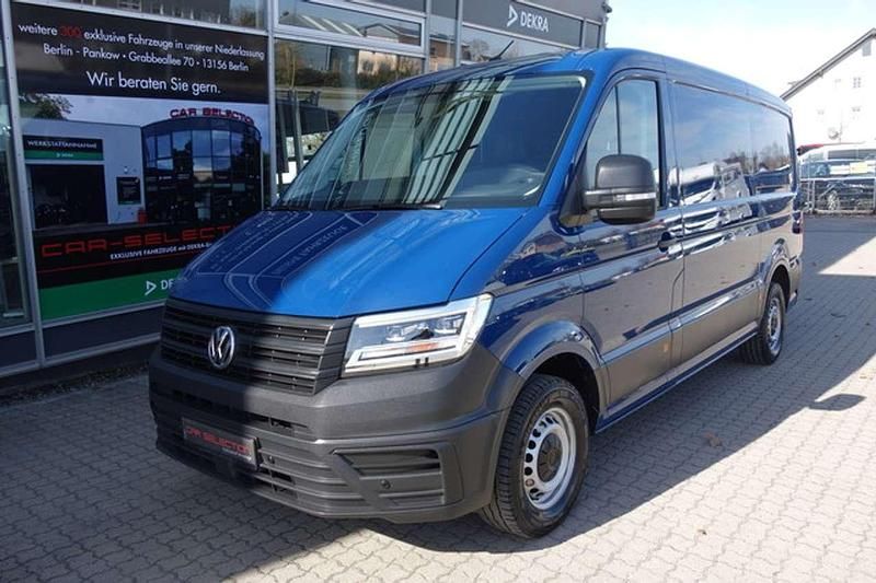 Gebraucht VW Crafter 177 PS (130 kW) 2024 Deep ocean blue Van