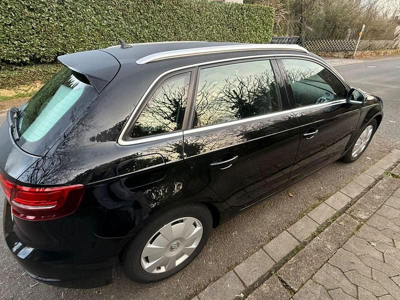 Gebraucht Audi A3 150 PS (110 kW) 2018 Schwarz Limousine