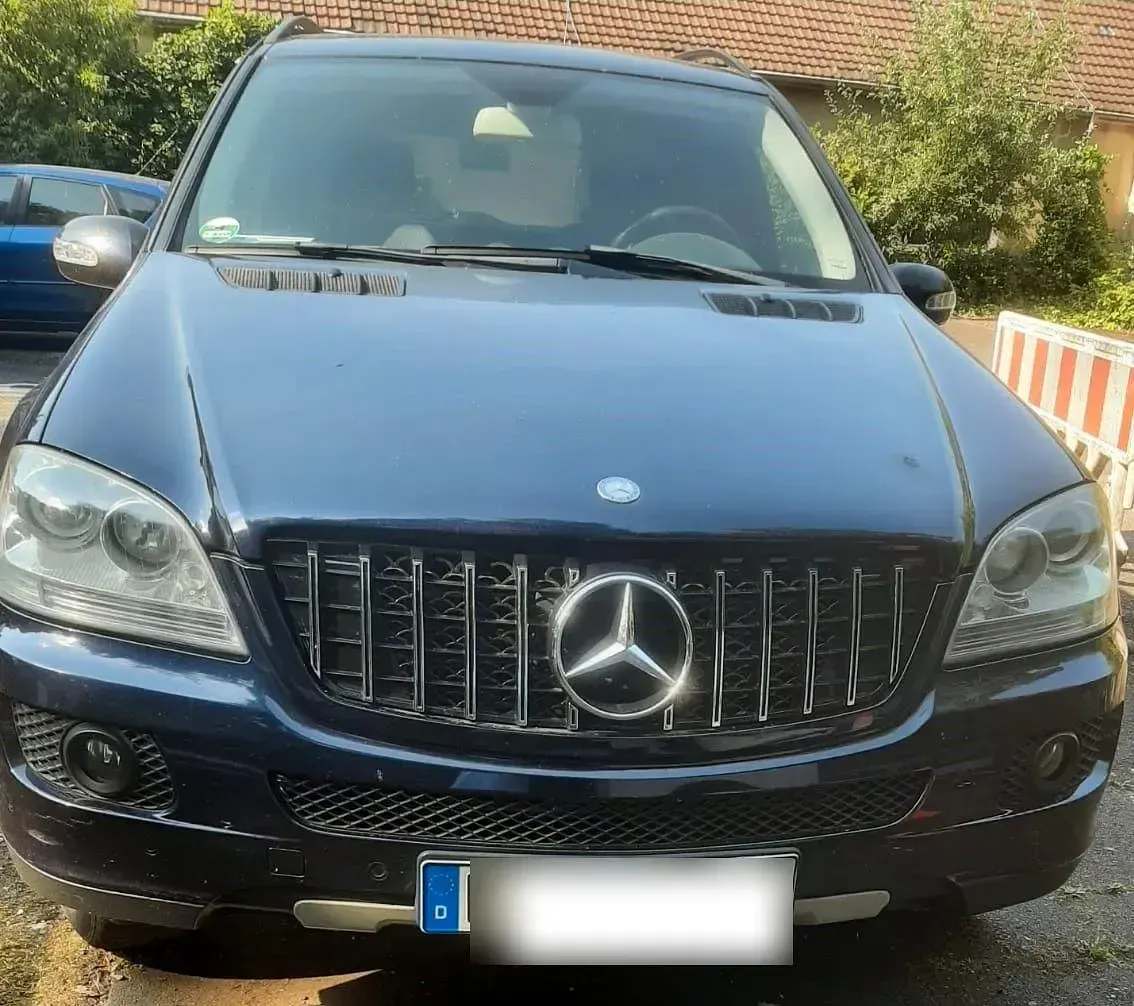 Gebraucht Mercedes ML320 224 PS (164 kW) 2006 Blau SUV