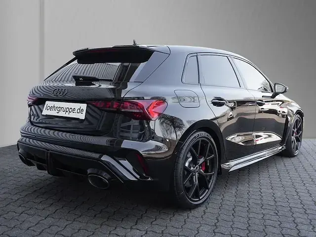 Gebraucht Audi RS3 Sportback Comfort 400 PS (294 kW) 2026 Mythosschwarz metallic Kleinwagen