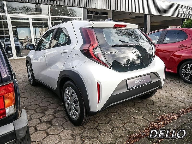 Neu Toyota Aygo X PURE 116 PS (85 kW) 2025 Weiß SUV
