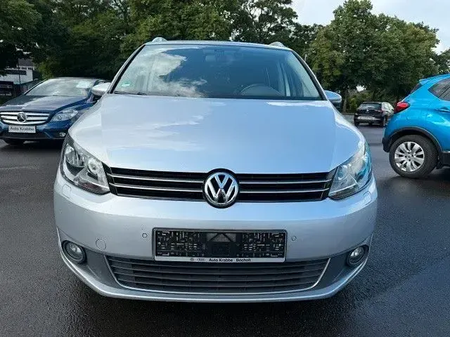 Gebraucht VW Touran Life 105 PS (77 kW) 2014 Silber Van / Kleinbus