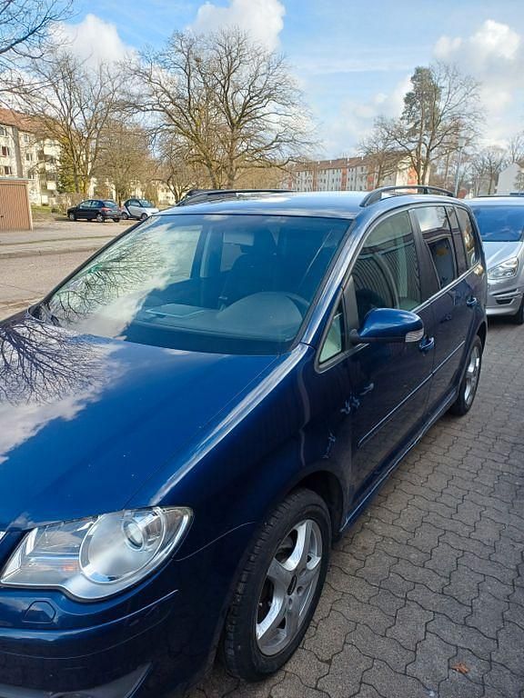 Gebraucht VW Touran Trendline 140 PS (102 kW) 2007 Blau Van / Kleinbus