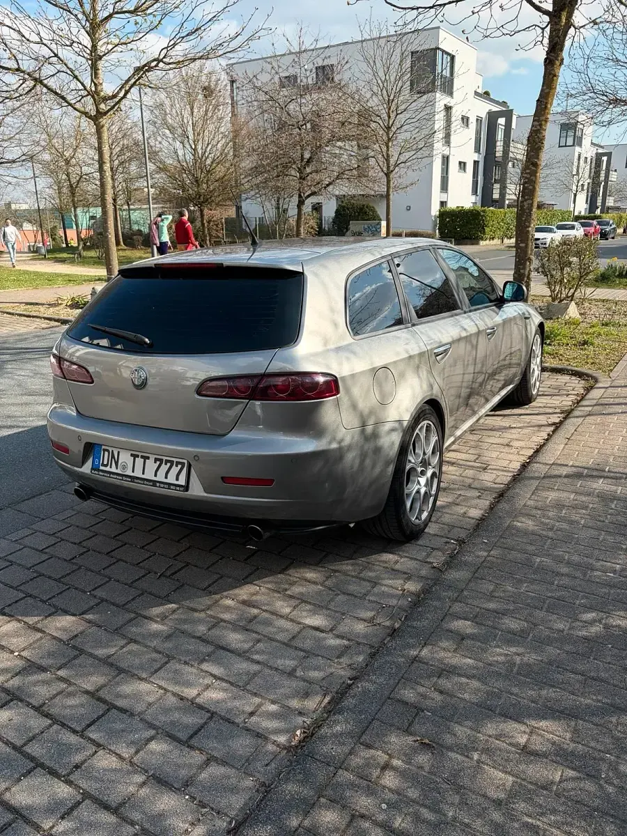 Occasion Alfa Romeo 159 200 ch (147 kW) 2006 Argent Break