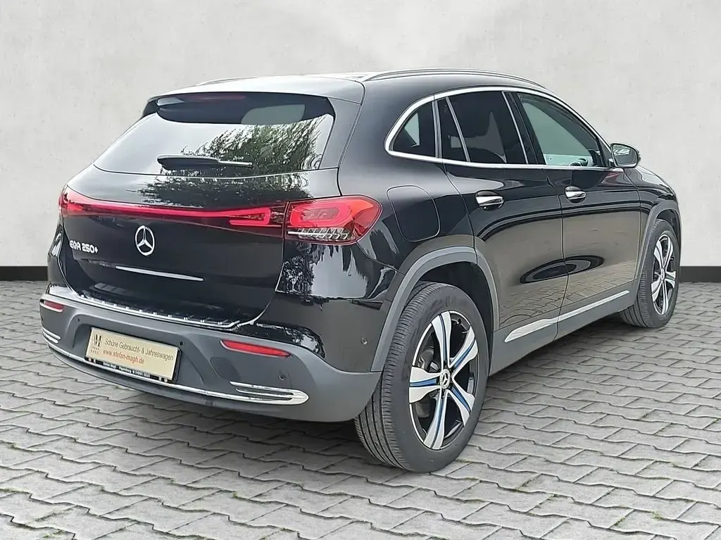 Gebraucht Mercedes EQA250+ Progressive 139 kW (190 PS) 2023 Schwarz SUV