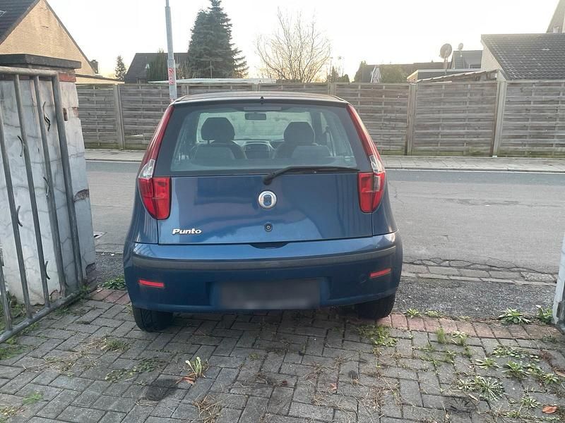 Gebraucht Fiat Punto 60 PS (44 kW) 2003 Blau Kleinwagen