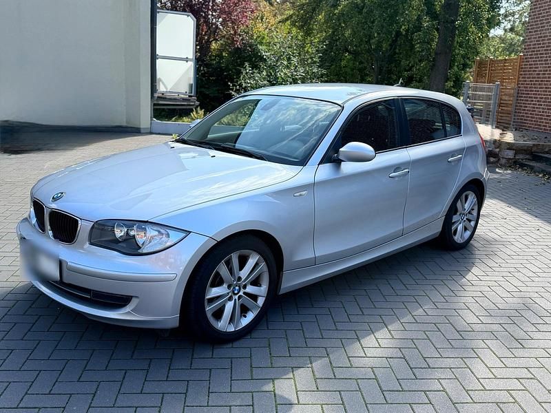 Gebraucht BMW 118 143 PS (105 kW) 2007 Silber Kleinwagen