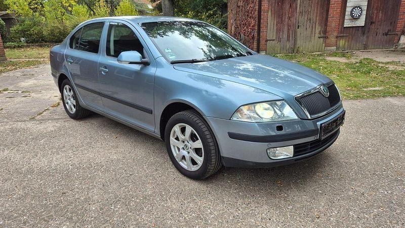 Blau Gebraucht 2006 Skoda Octavia Elegance Limousine | 2.000 € (Superpreis) - Bild 1/4