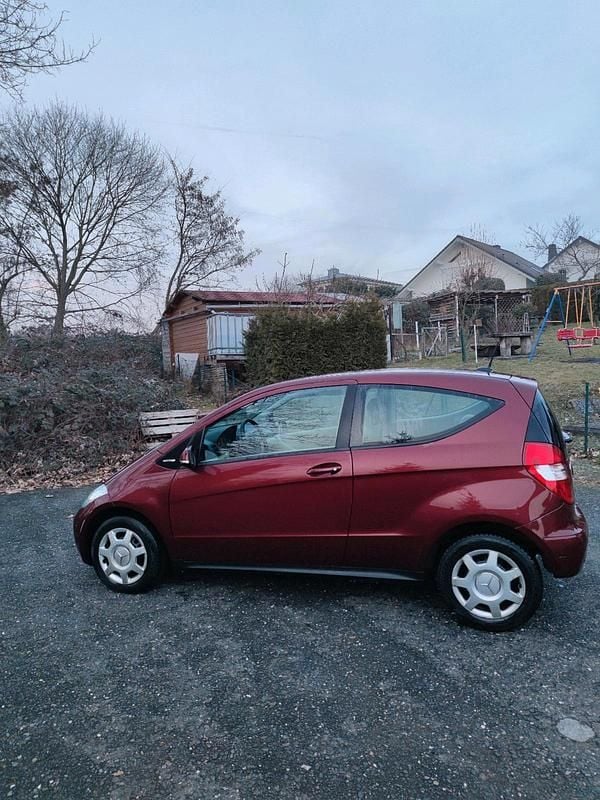 Gebraucht Mercedes A150 95 PS (69 kW) 2008 Rot Limousine