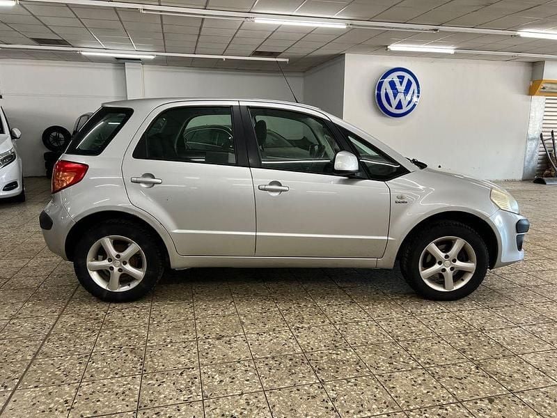 Gebraucht Suzuki SX4 120 PS (88 kW) 2009 Silber SUV