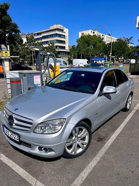 Silber Gebraucht 2007 Mercedes C200 Avantgarde Limousine | 5.350 € (Guter Preis) - Bild 1/4