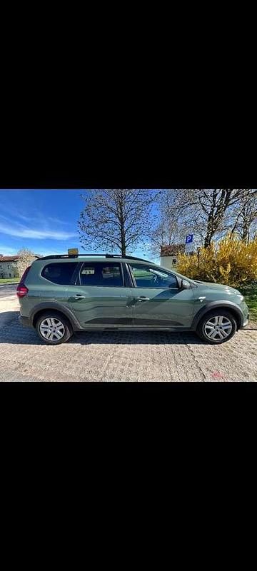 Gebraucht 2023 Dacia Jogger Comfort Van / Kleinbus | 18.500 € (Etwas zu teuer) - Bild 1/4